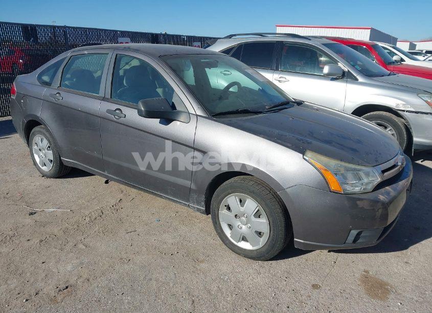 2010 Ford Focus S (VIN 1FAHP3EN0AW160596) main photo