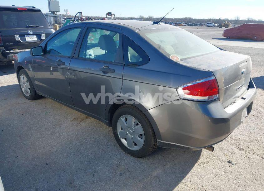 Photo 3 of 2010 Ford Focus S (VIN 1FAHP3EN0AW160596)