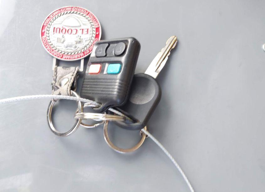 Photo 11 of 2010 Ford Focus S (VIN 1FAHP3EN0AW231036)