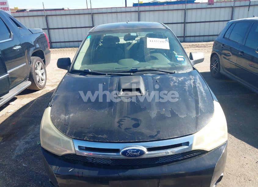 Photo 6 of 2010 Ford Focus S (VIN 1FAHP3EN0AW299000)