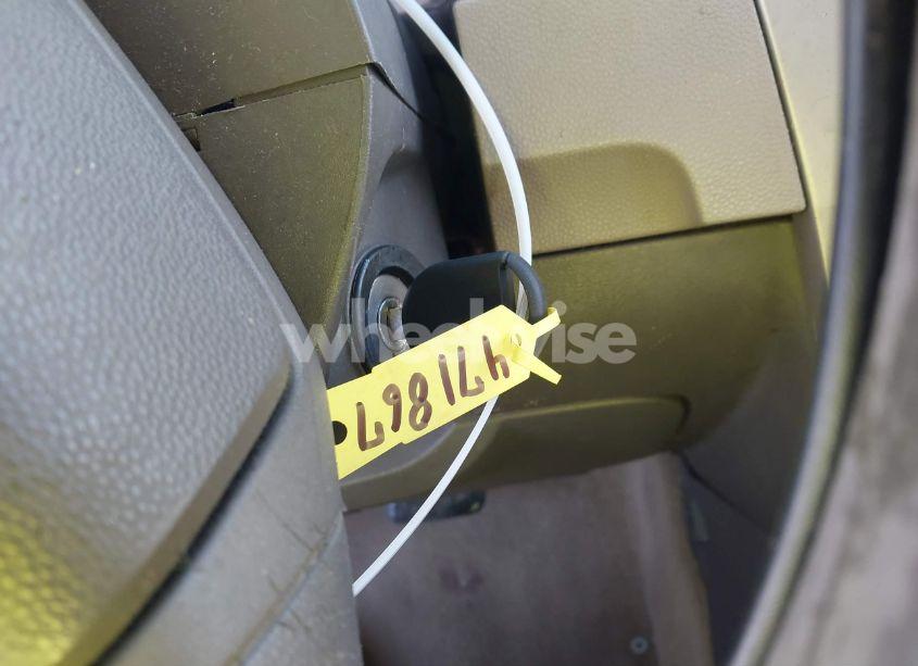 Photo 11 of 2011 Ford Focus S (VIN 1FAHP3EN0BW204940)