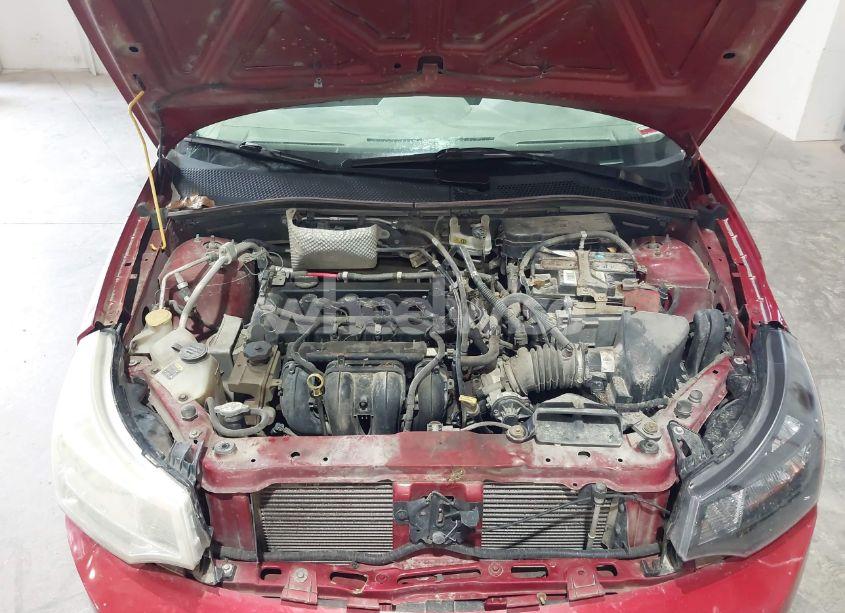 Photo 10 of 2010 Ford Focus S (VIN 1FAHP3EN1AW135724)