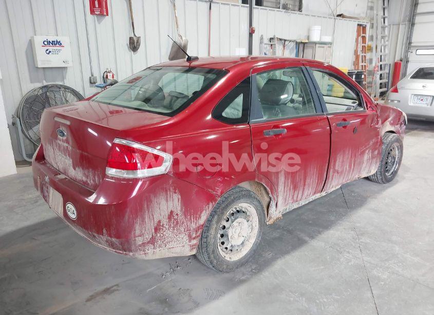 Photo 4 of 2010 Ford Focus S (VIN 1FAHP3EN1AW135724)