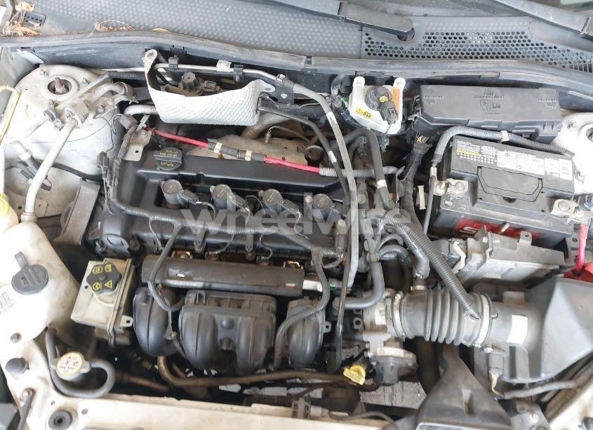 Photo 10 of 2011 Ford Focus S (VIN 1FAHP3EN1BW117158)