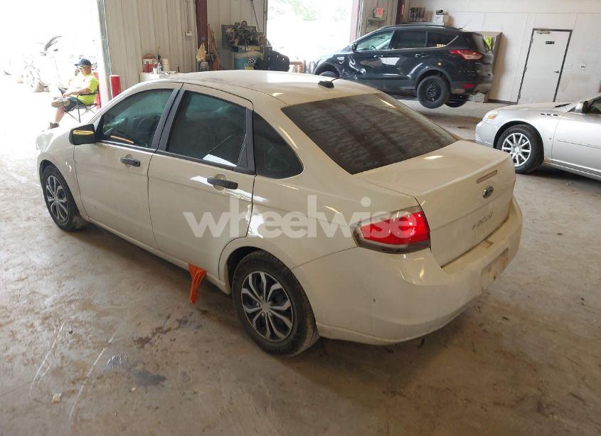 Photo 3 of 2011 Ford Focus S (VIN 1FAHP3EN1BW117158)