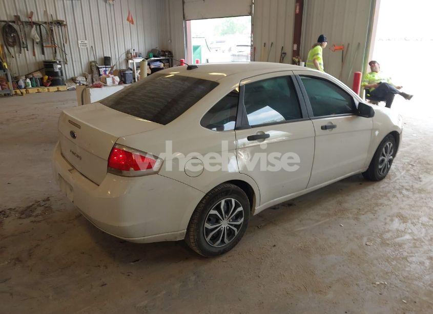 Photo 4 of 2011 Ford Focus S (VIN 1FAHP3EN1BW117158)