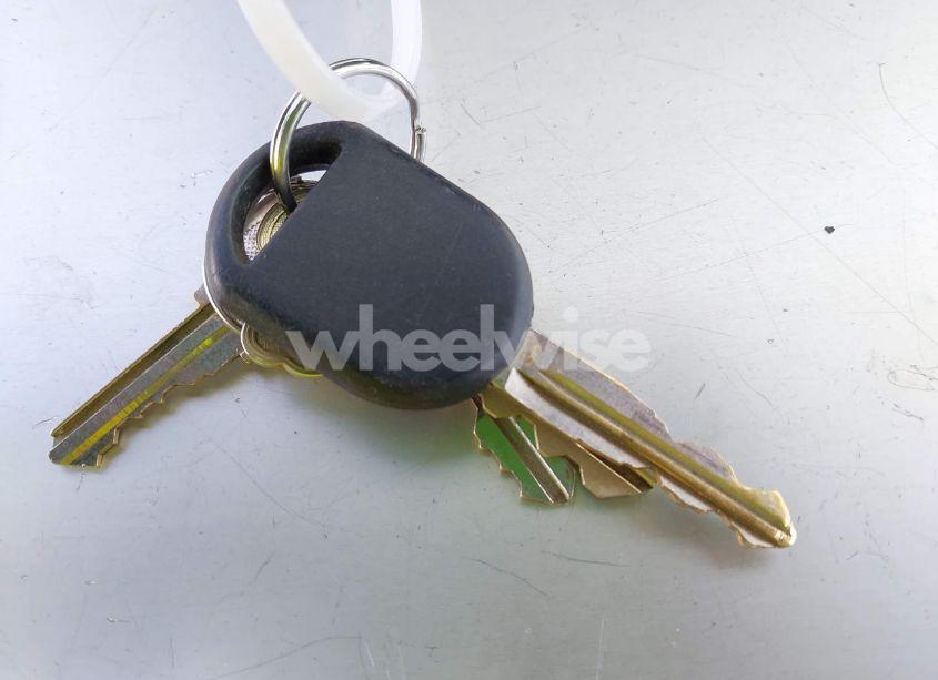 Photo 11 of 2010 Ford Focus S (VIN 1FAHP3EN2AW166268)