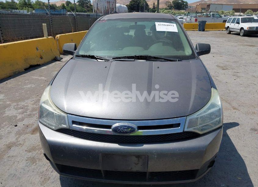 Photo 6 of 2010 Ford Focus S (VIN 1FAHP3EN2AW166268)