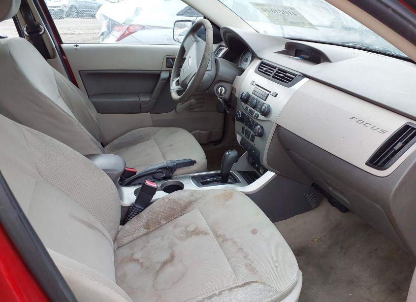 Photo 5 of 2010 Ford Focus S (VIN 1FAHP3EN2AW237727)