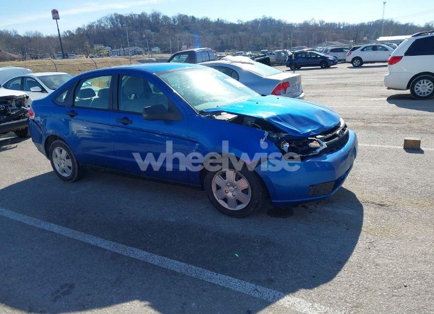 2010 Ford Focus S (VIN 1FAHP3EN3AW145235) main photo