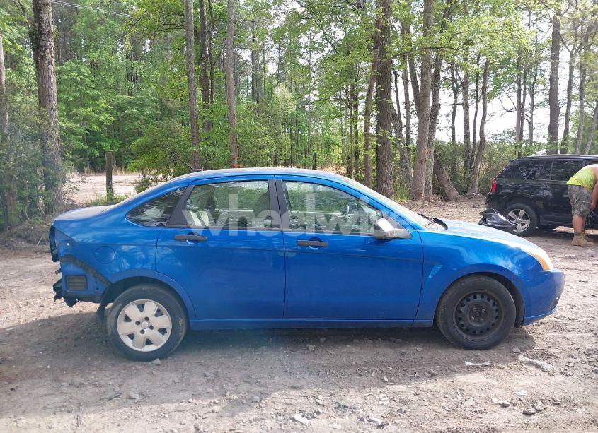 Photo 14 of 2011 Ford Focus S (VIN 1FAHP3EN3BW124922)