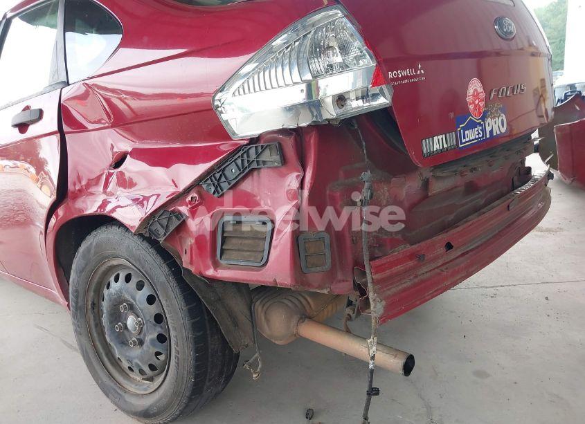 Photo 6 of 2011 Ford Focus S (VIN 1FAHP3EN3BW158746)