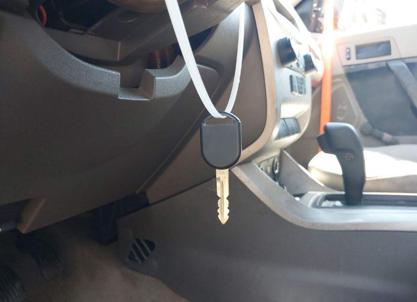 Photo 11 of 2010 Ford Focus S (VIN 1FAHP3EN4AW152369)