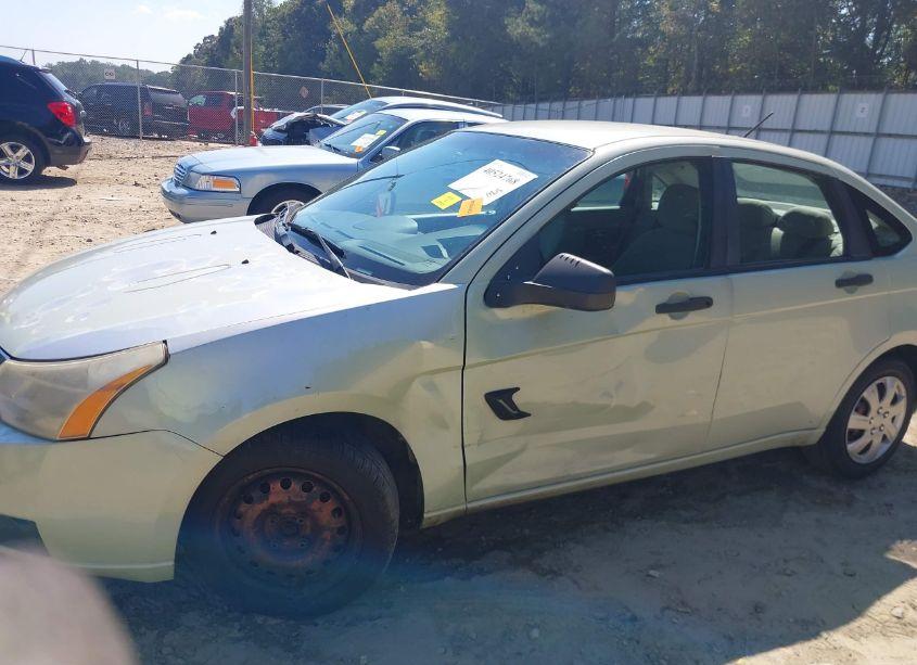 Photo 6 of 2010 Ford Focus S (VIN 1FAHP3EN4AW152369)