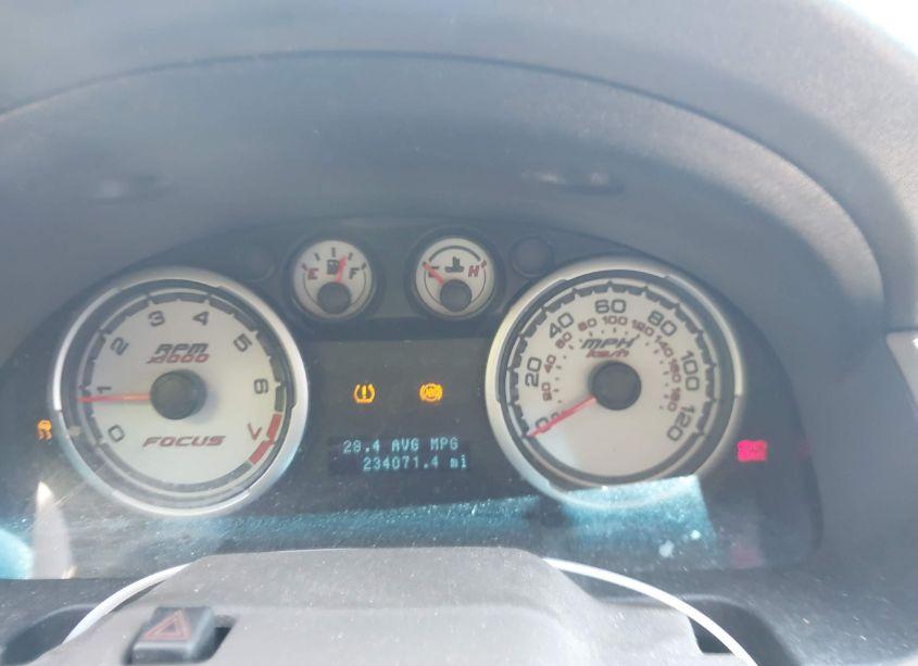 Photo 7 of 2010 Ford Focus S (VIN 1FAHP3EN4AW152369)