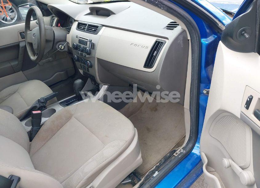 Photo 5 of 2010 Ford Focus S (VIN 1FAHP3EN4AW230603)