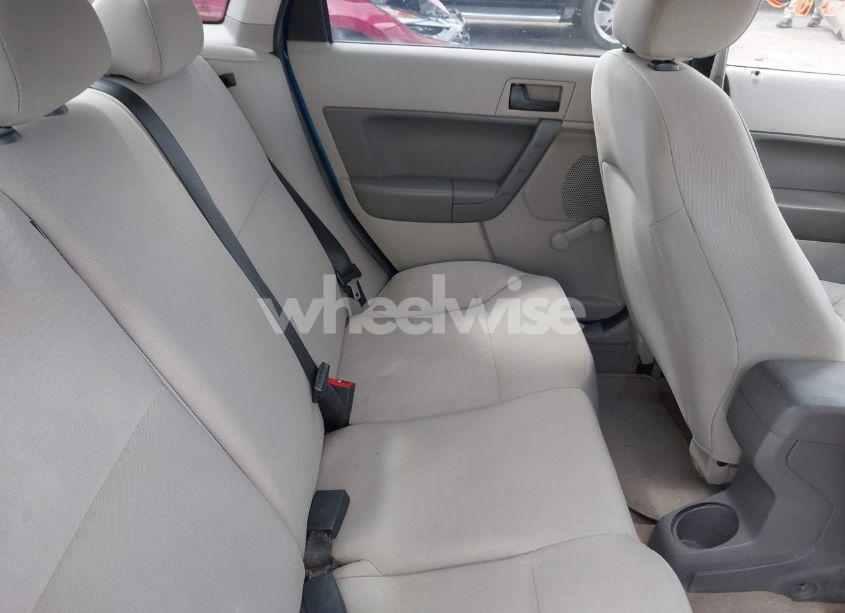 Photo 8 of 2010 Ford Focus S (VIN 1FAHP3EN4AW230603)