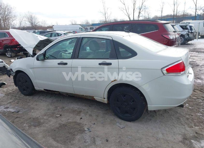 Photo 15 of 2010 Ford Focus S (VIN 1FAHP3EN4AW232867)