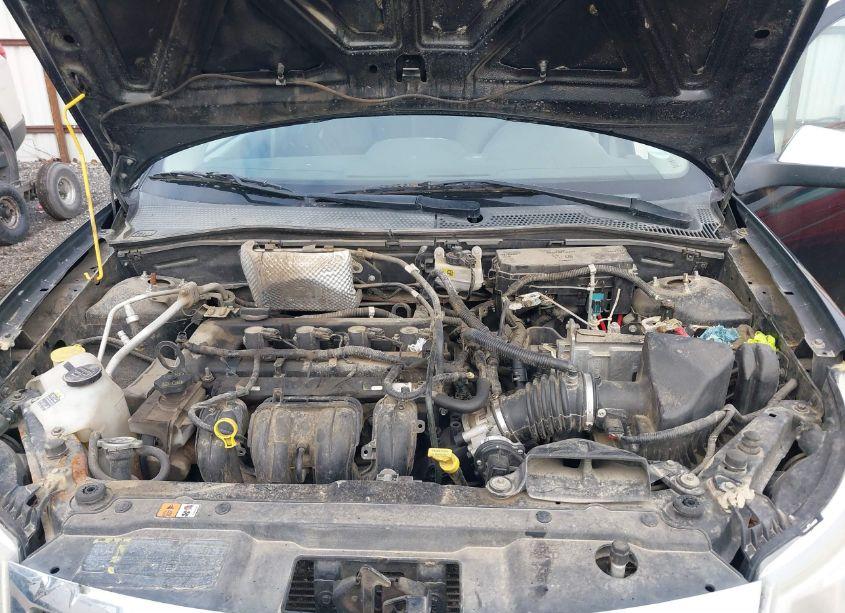 Photo 10 of 2011 Ford Focus S (VIN 1FAHP3EN4BW120152)