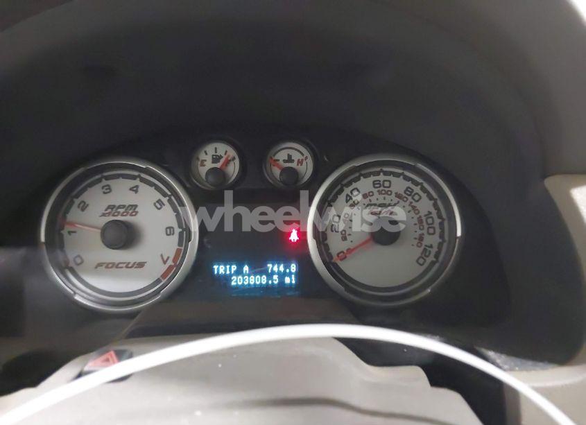 Photo 7 of 2010 Ford Focus S (VIN 1FAHP3EN5AW238600)