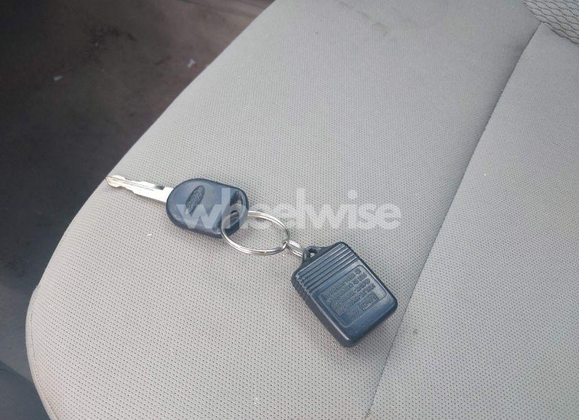 Photo 11 of 2011 Ford Focus S (VIN 1FAHP3EN5BW200785)