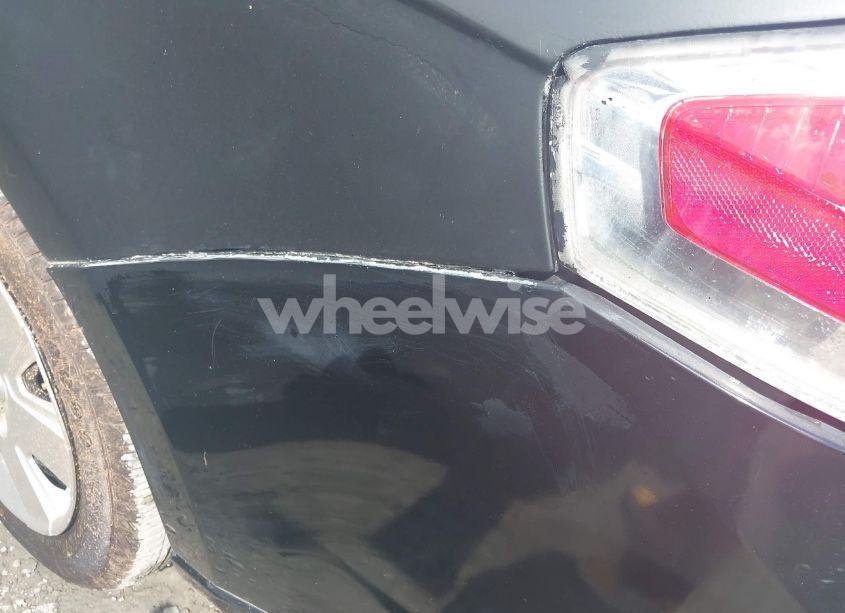 Photo 16 of 2011 Ford Focus S (VIN 1FAHP3EN5BW200785)