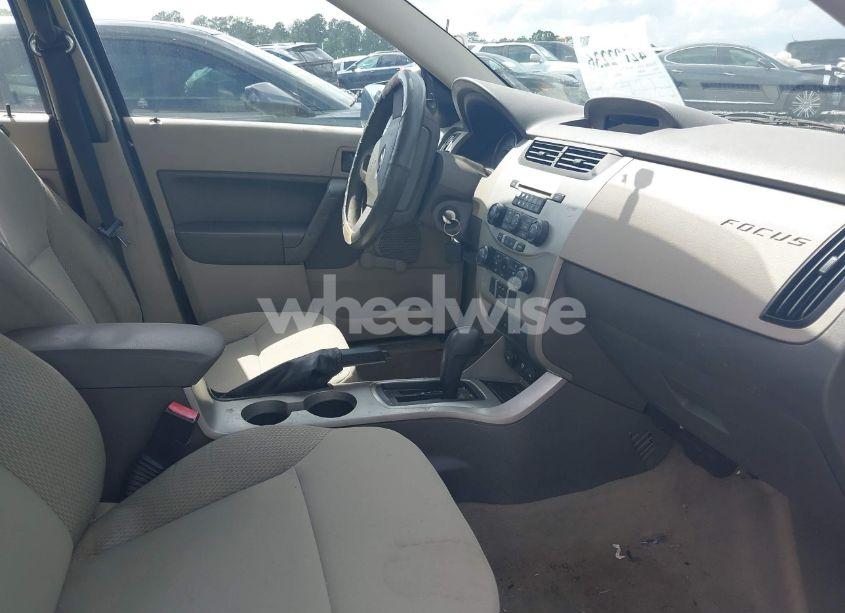 Photo 5 of 2011 Ford Focus S (VIN 1FAHP3EN5BW200785)