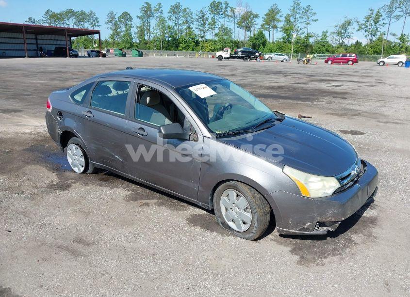 2011 Ford Focus S (VIN 1FAHP3EN6BW142668) main photo