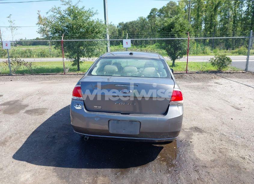 Photo 16 of 2011 Ford Focus S (VIN 1FAHP3EN6BW142668)