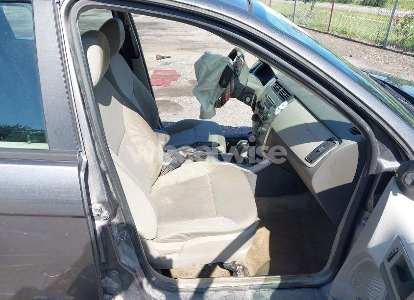 Photo 5 of 2011 Ford Focus S (VIN 1FAHP3EN6BW142668)