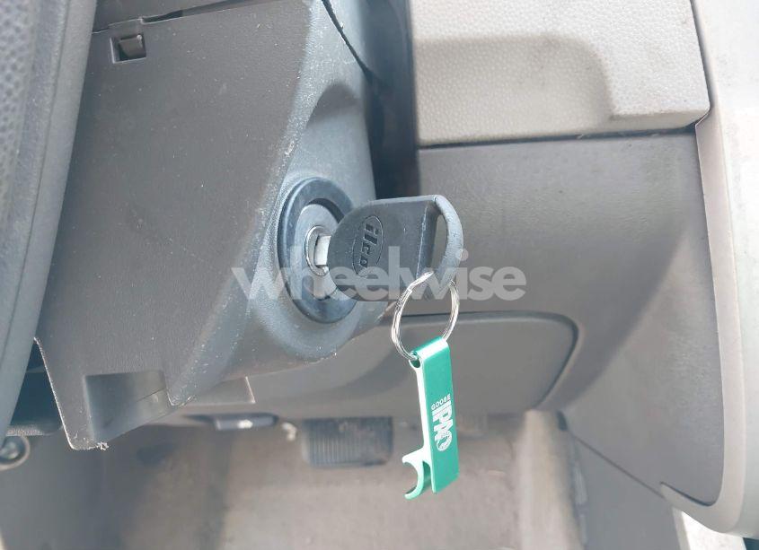 Photo 11 of 2010 Ford Focus S (VIN 1FAHP3EN7AW216713)