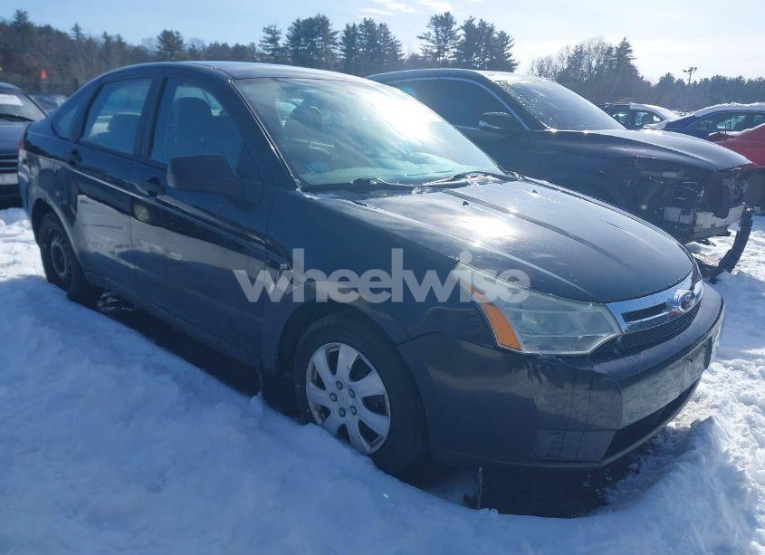 2010 Ford Focus S (VIN 1FAHP3EN7AW293968) main photo