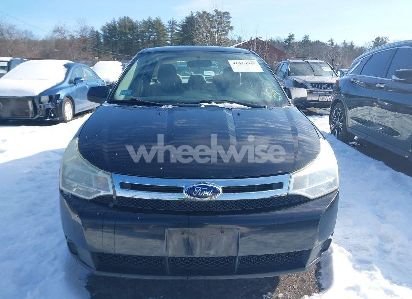 Photo 6 of 2010 Ford Focus S (VIN 1FAHP3EN7AW293968)