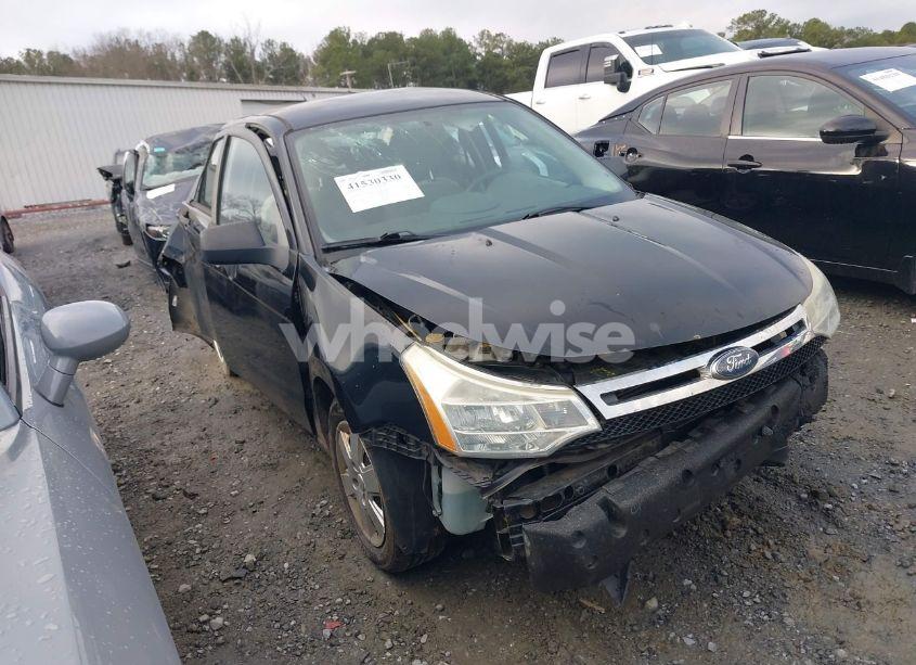 2010 Ford Focus S (VIN 1FAHP3EN9AW170219) main photo