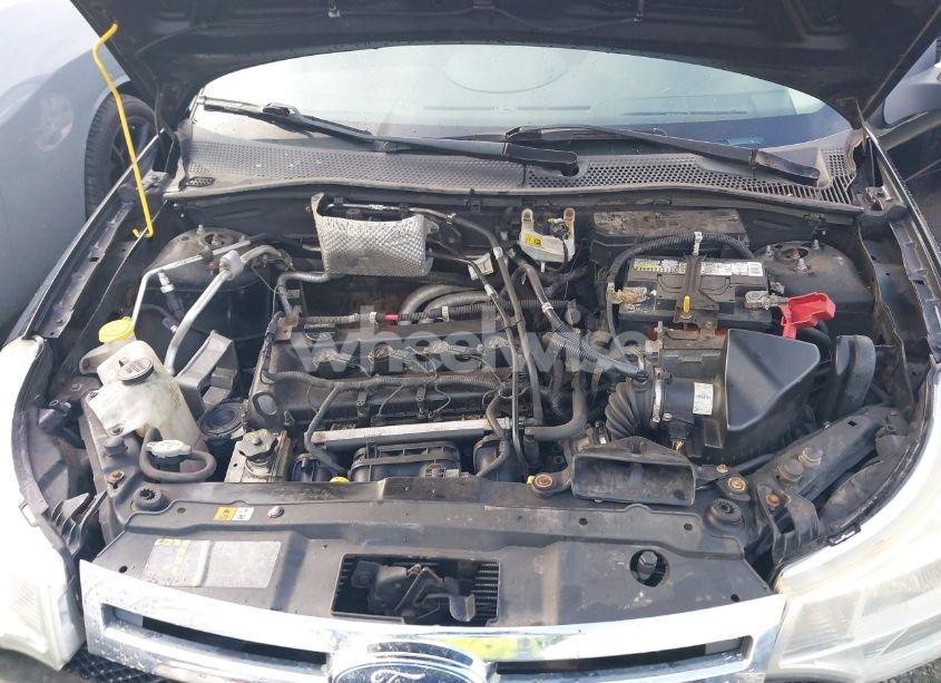 Photo 10 of 2010 Ford Focus S (VIN 1FAHP3EN9AW170219)