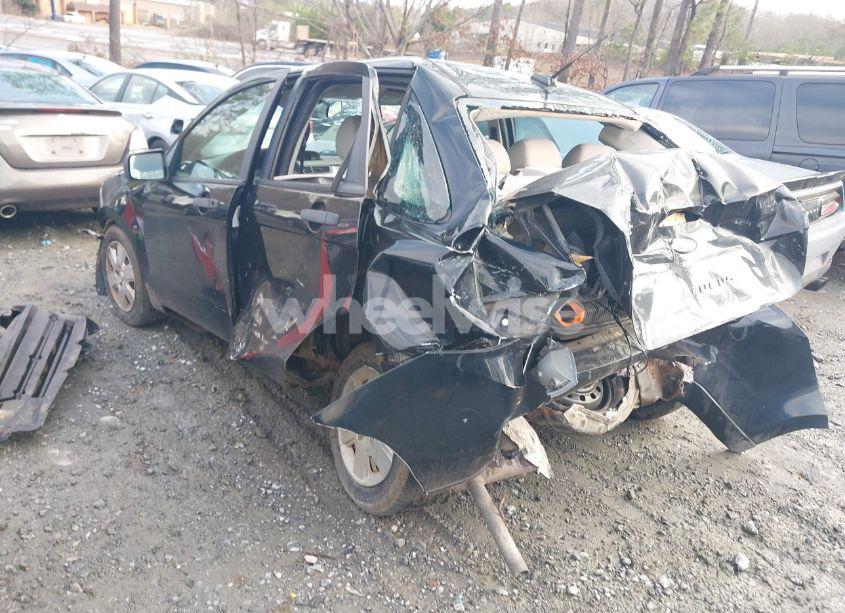 Photo 3 of 2010 Ford Focus S (VIN 1FAHP3EN9AW170219)