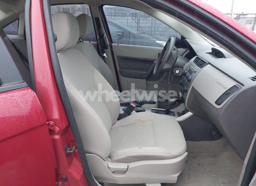 Photo 5 of 2010 Ford Focus S (VIN 1FAHP3EN9AW247994)