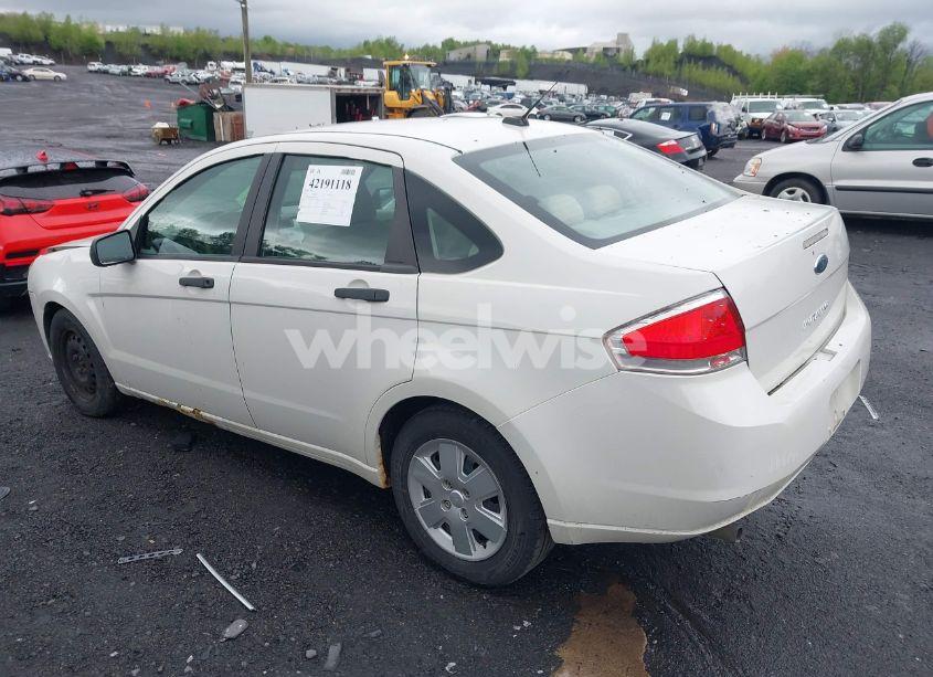 Photo 3 of 2011 Ford Focus S (VIN 1FAHP3EN9BW122351)