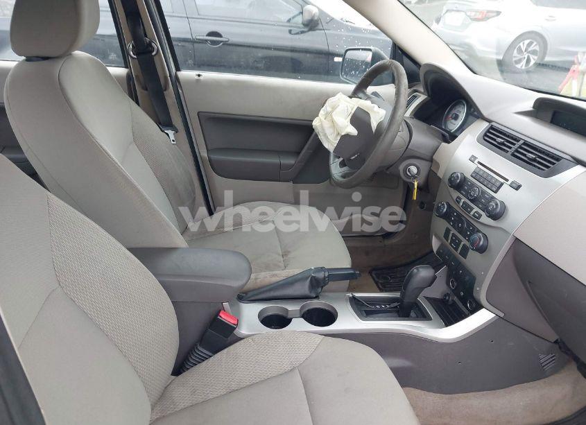 Photo 5 of 2011 Ford Focus S (VIN 1FAHP3EN9BW122351)