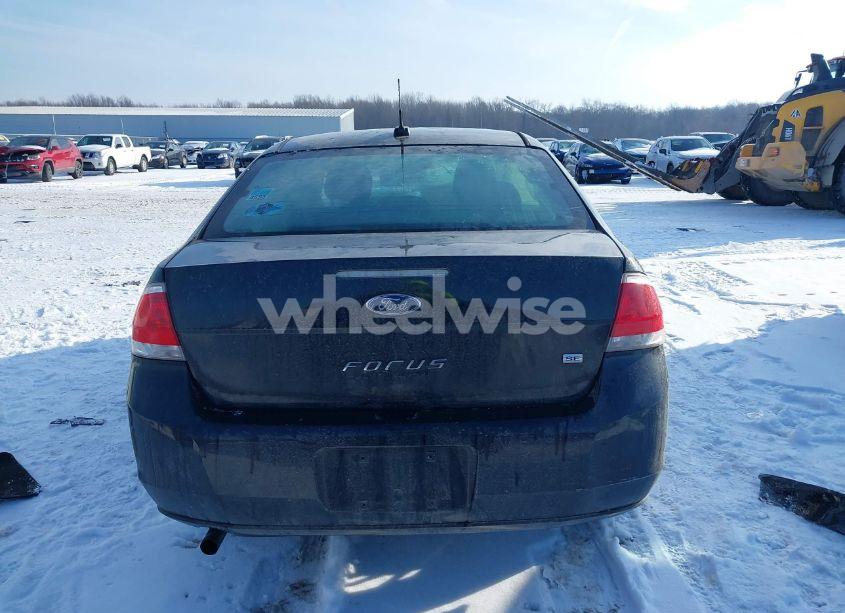 Photo 16 of 2010 Ford Focus S (VIN 1FAHP3ENXAW106206)