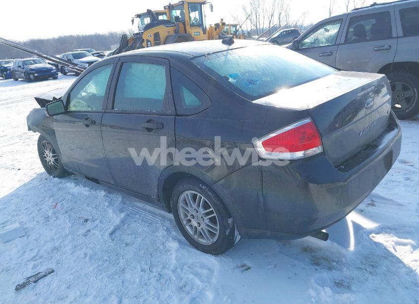 Photo 3 of 2010 Ford Focus S (VIN 1FAHP3ENXAW106206)
