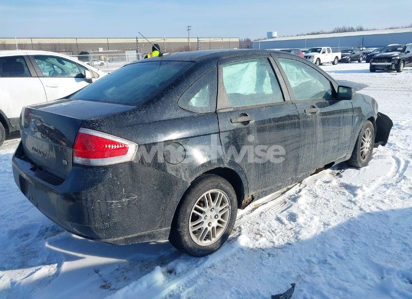 Photo 4 of 2010 Ford Focus S (VIN 1FAHP3ENXAW106206)