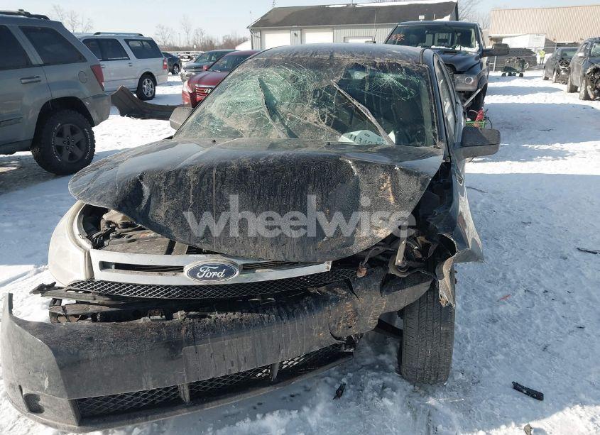 Photo 6 of 2010 Ford Focus S (VIN 1FAHP3ENXAW106206)