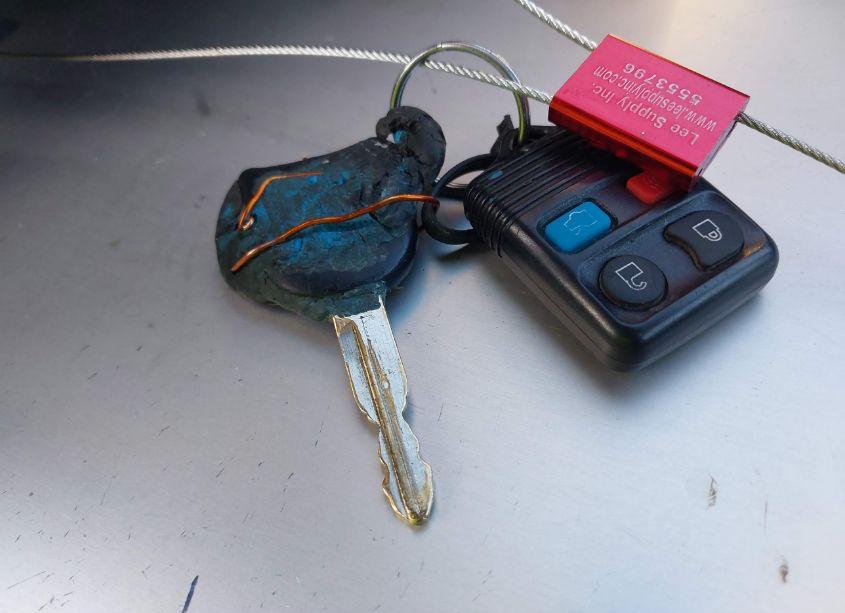 Photo 11 of 2010 Ford Focus S (VIN 1FAHP3ENXAW142767)