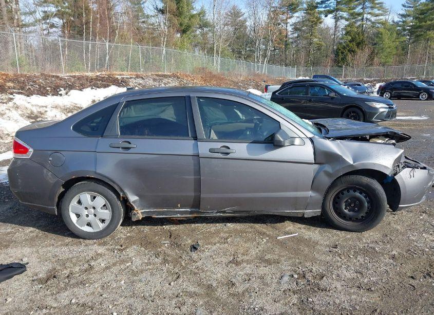 Photo 13 of 2010 Ford Focus S (VIN 1FAHP3ENXAW275495)