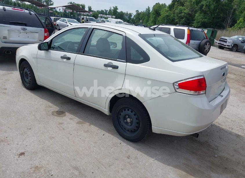 Photo 3 of 2010 Ford Focus S (VIN 1FAHP3ENXAW277313)