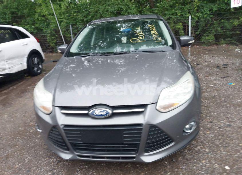 Photo 6 of 2012 Ford Focus SE (VIN 1FAHP3F20CL138736)