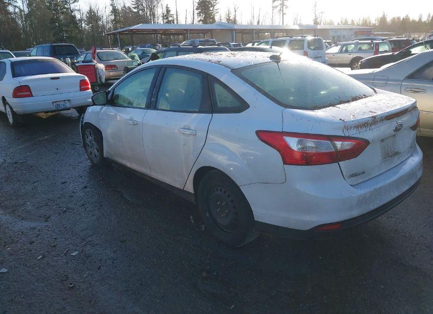 Photo 3 of 2012 Ford Focus SE (VIN 1FAHP3F20CL258665)