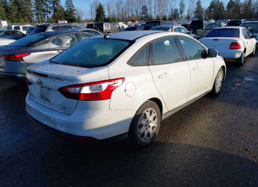 Photo 4 of 2012 Ford Focus SE (VIN 1FAHP3F20CL258665)