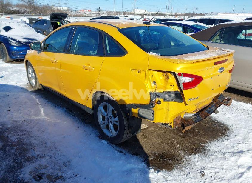 Photo 3 of 2012 Ford Focus SE (VIN 1FAHP3F20CL283355)